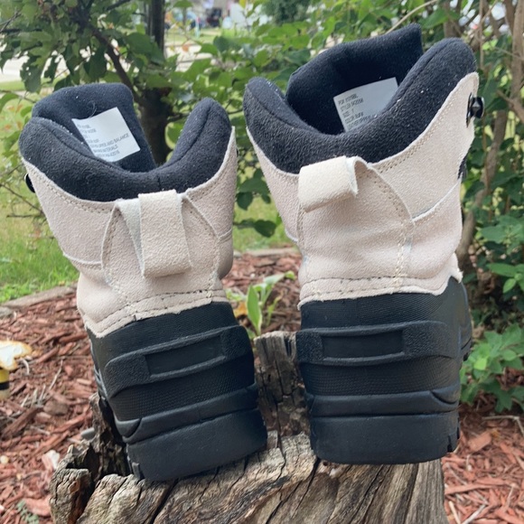 Women’s ItascaThinsulate Size 7 Winter Boots - Picture 4 of 8